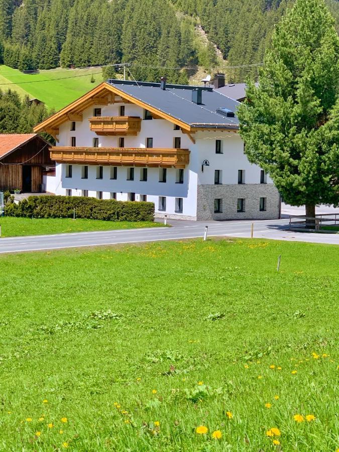 Apart Kirschner Sankt Leonhard im Pitztal Luaran gambar